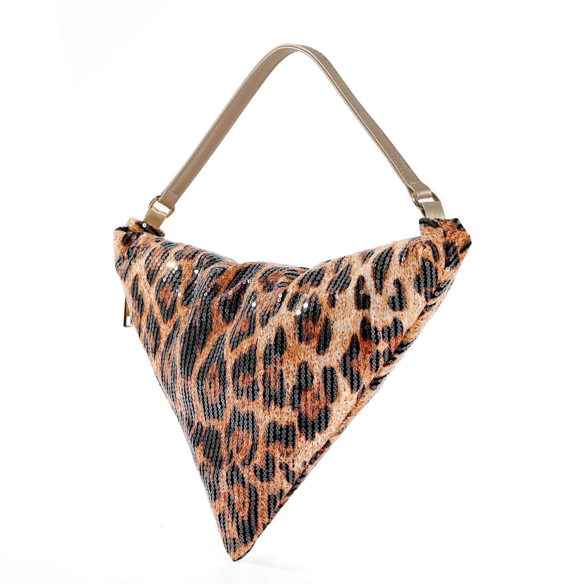 Leopard print crescent bag sho - Women'S Fashion Trends 2026 Spring Summer recensie en prijs