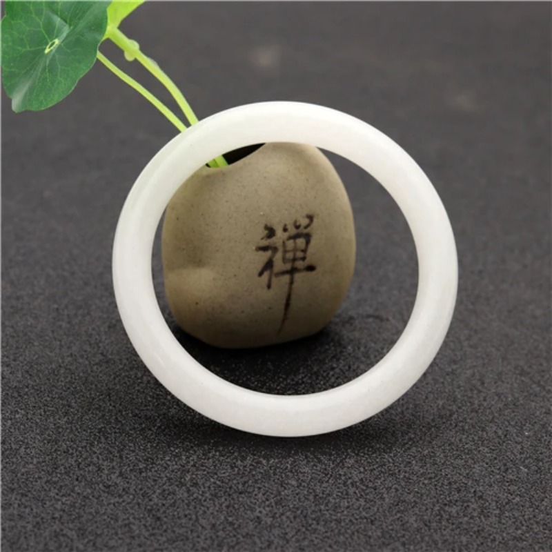 Natural White Chinese Jade Bra - Women Fashion Jewellery recensie en prijs